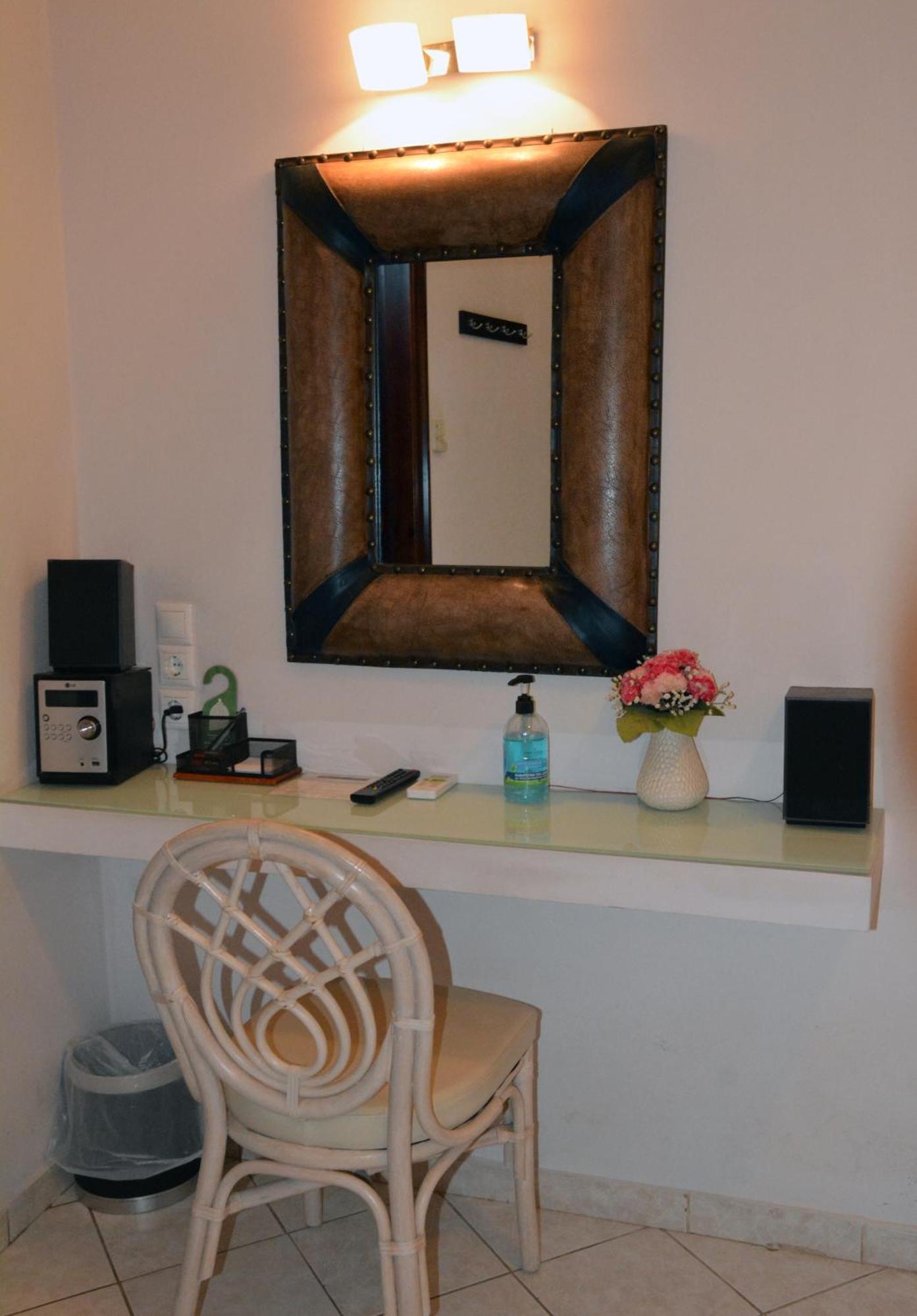 Enetiko Rooms Chania  Luaran gambar